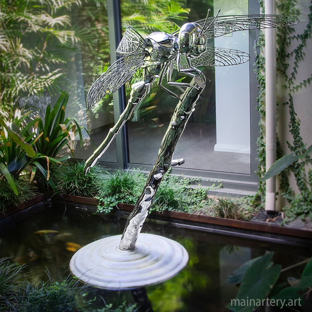 Cover: Nature-Inspired Garden Sculpture