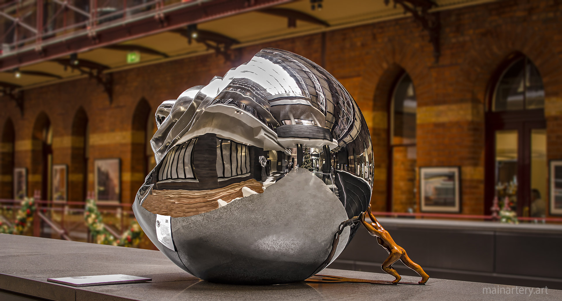 freestanding polished organic intercontinental hotel art image