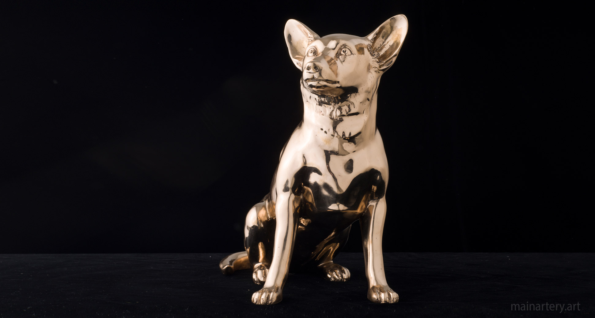 mirror polished bronze realistic pet portrait sculpture image