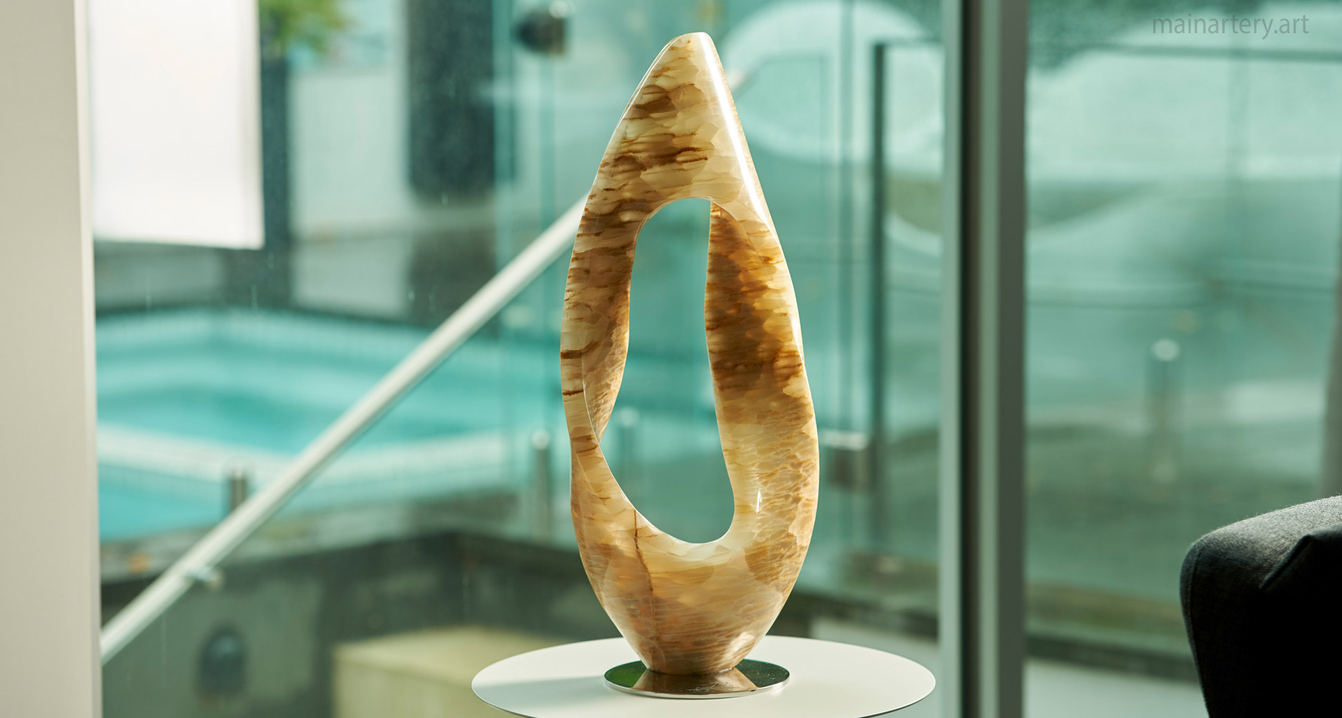 small marble contemporary interior artwork image