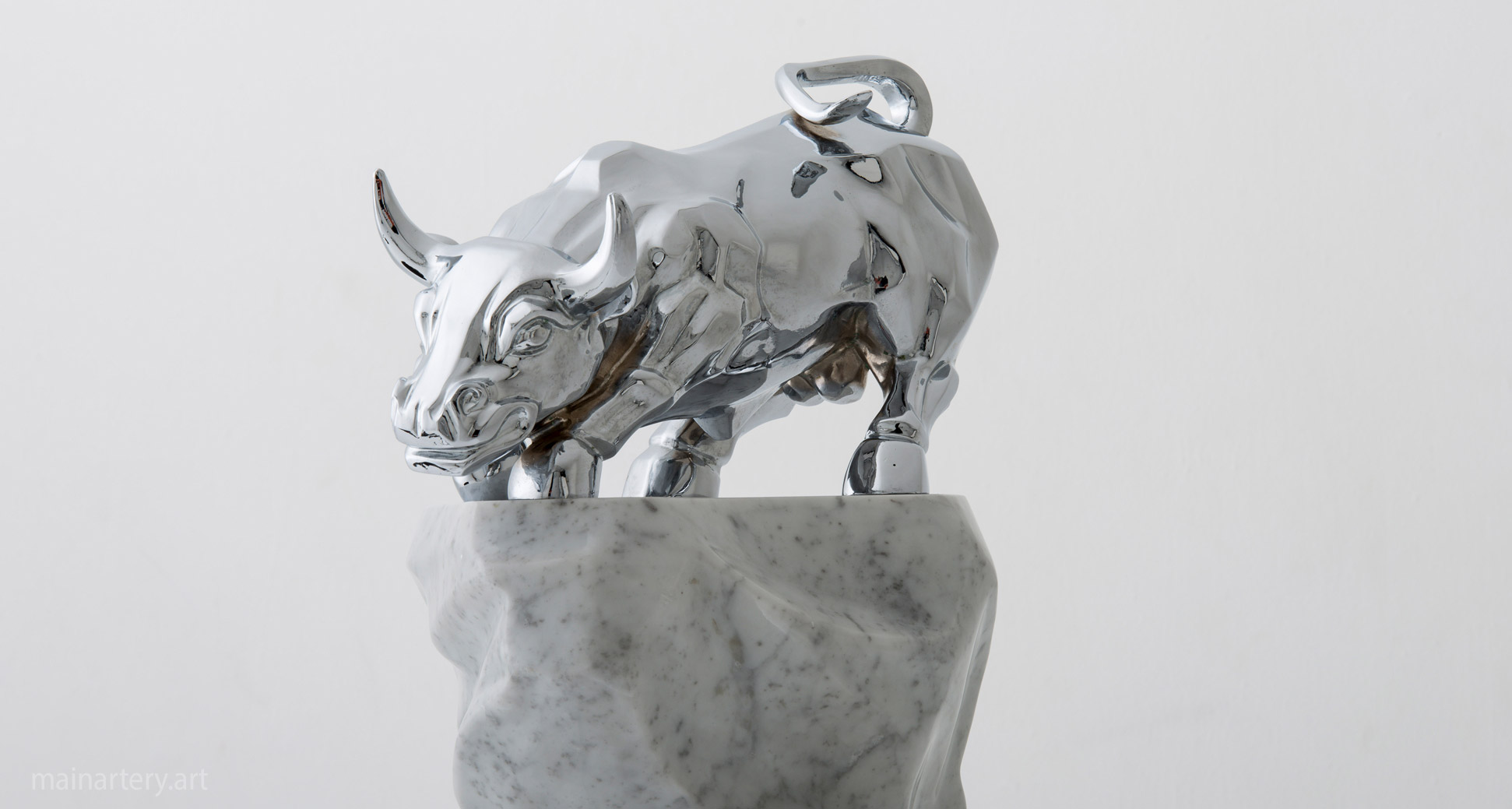 tabletop metal from natures hand sculpture image