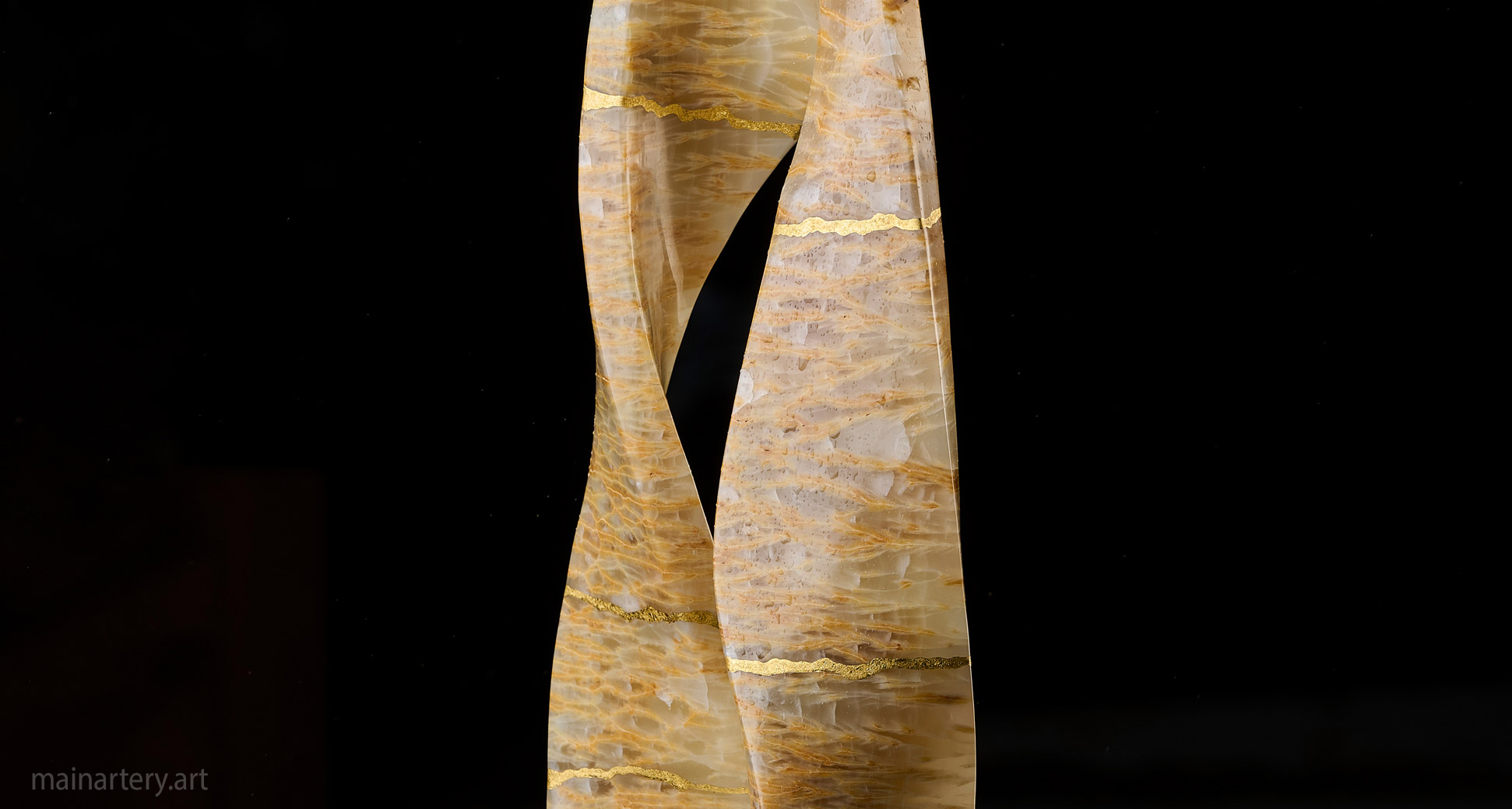 marble gold kintsugi interior sculpture image