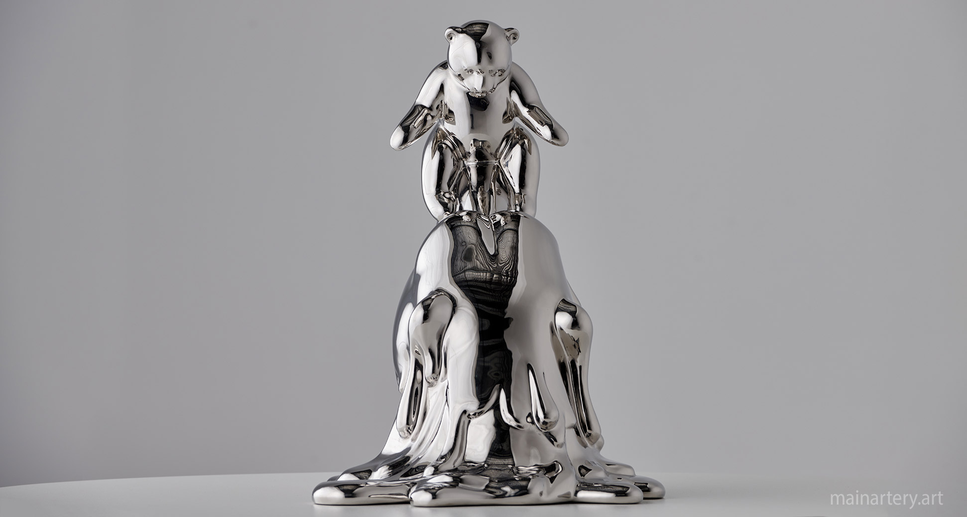 mirror polished polar bear artwork image