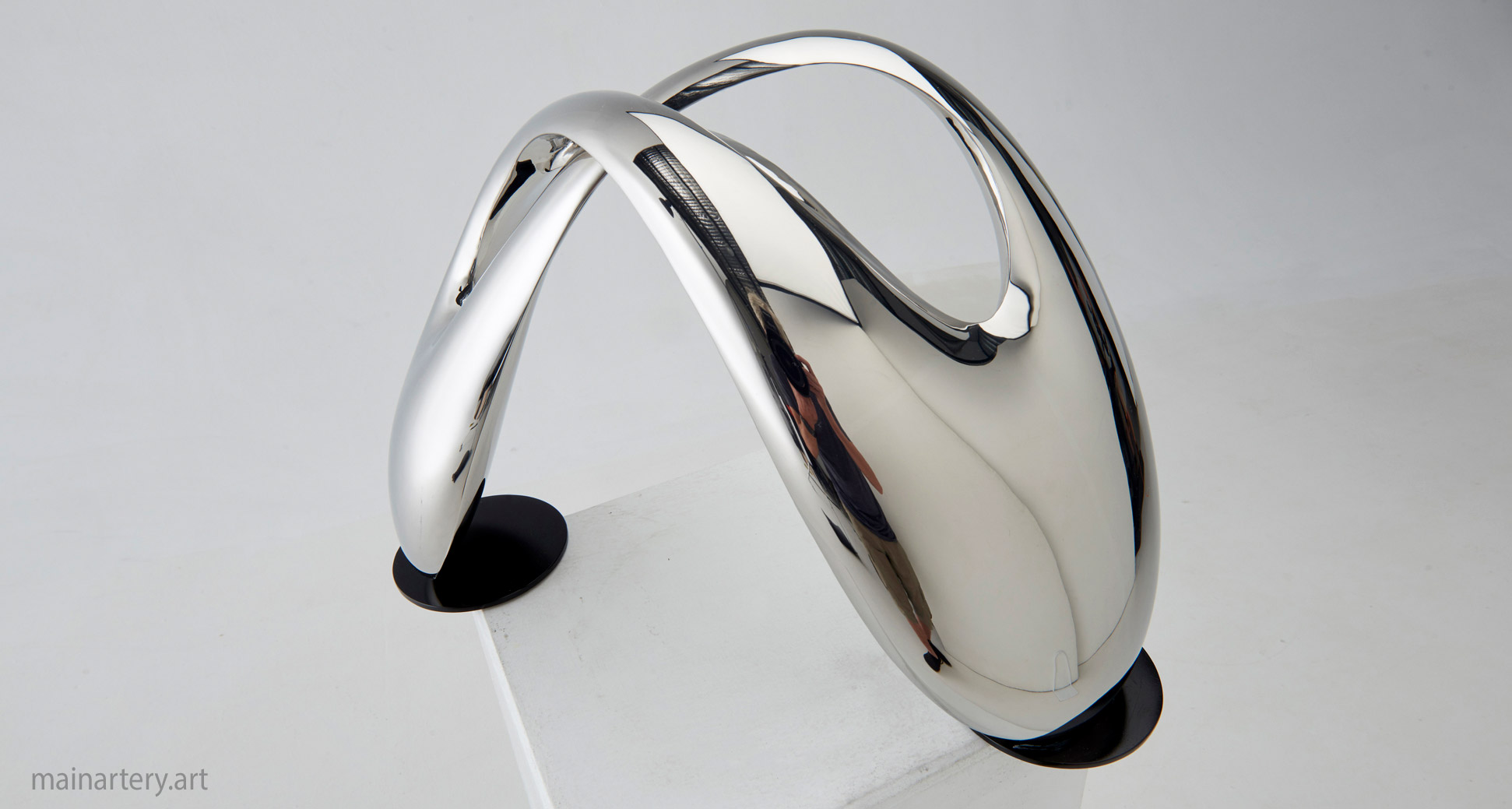tabletop stainless contemporary feng shui sculpture image