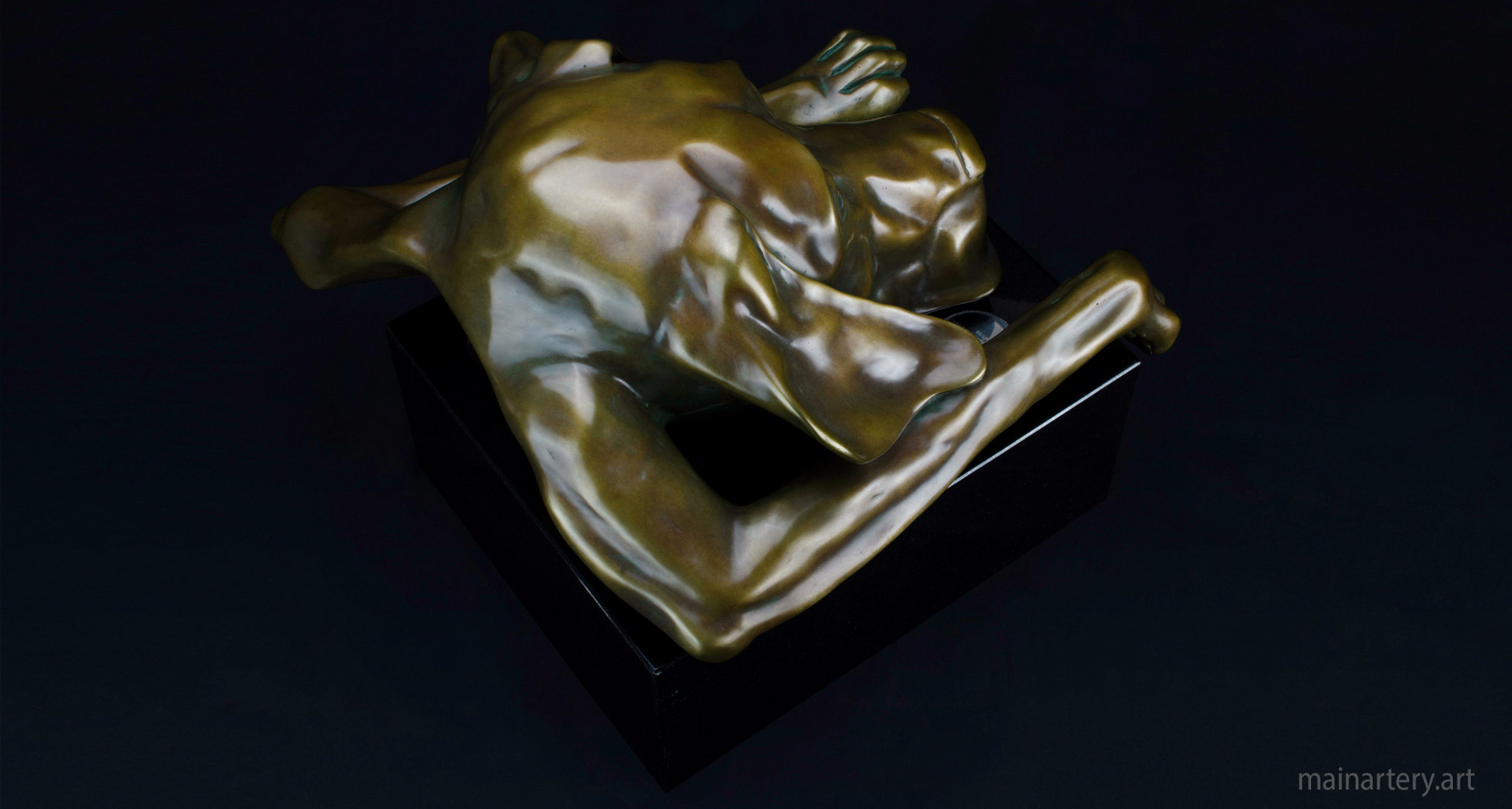 small patina contemporary interior sculpture image