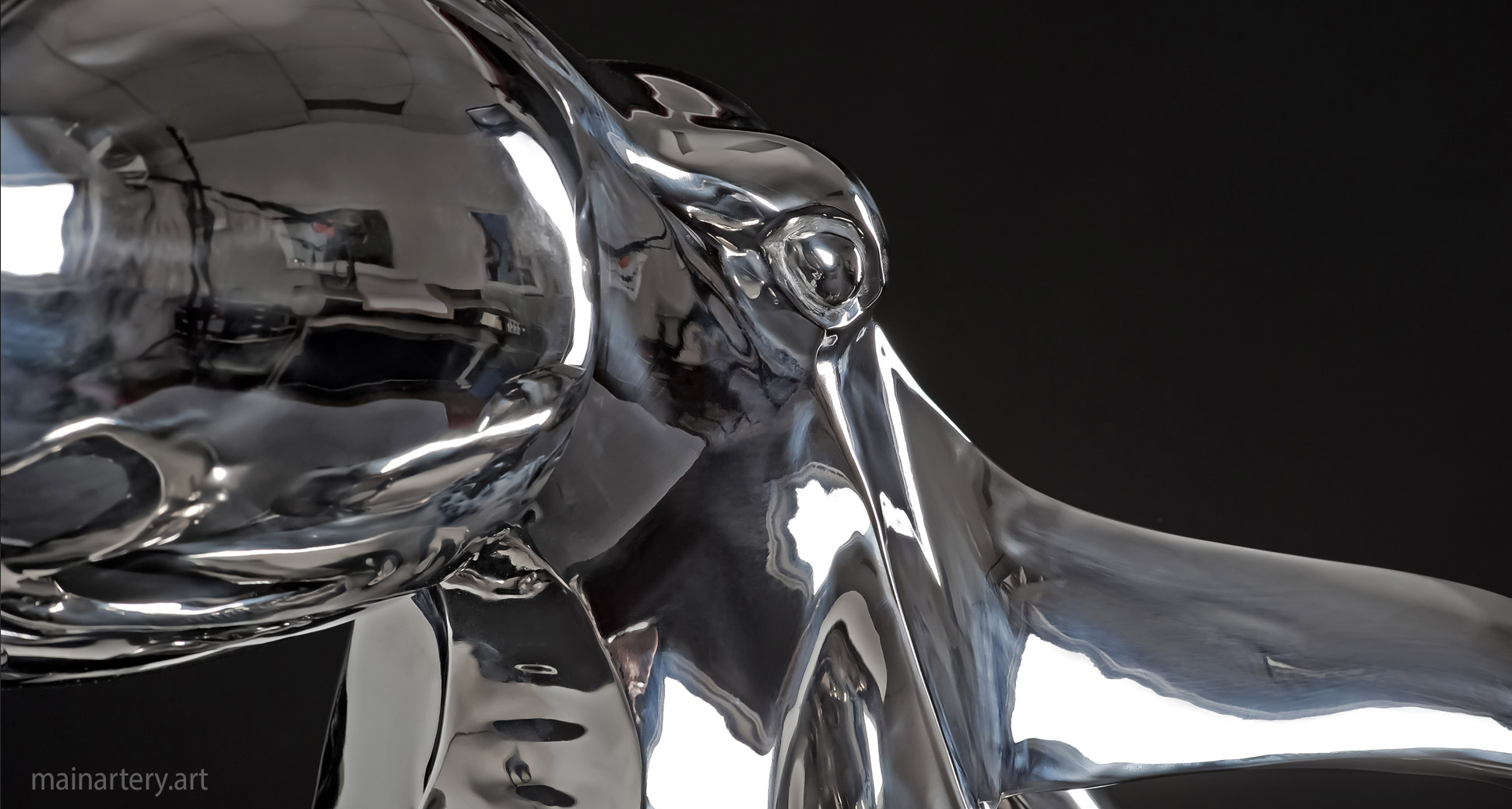 mirror polished modern octopus sculpture image