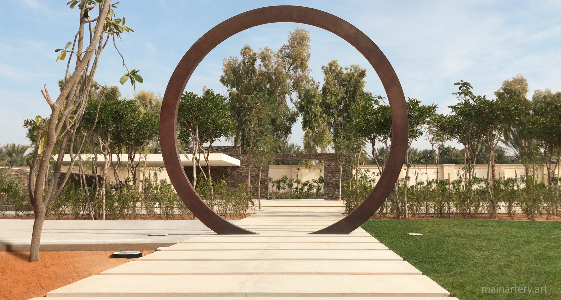 moongate contemporary landscape feature saudi palace mainartery image