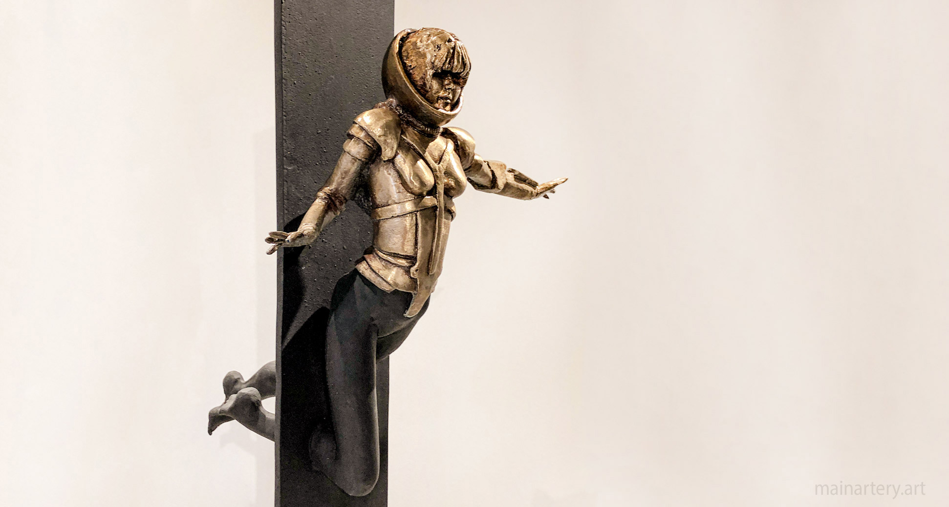 Flight Sculpture, image 5, highlighting the bold simplicity of its abstract design