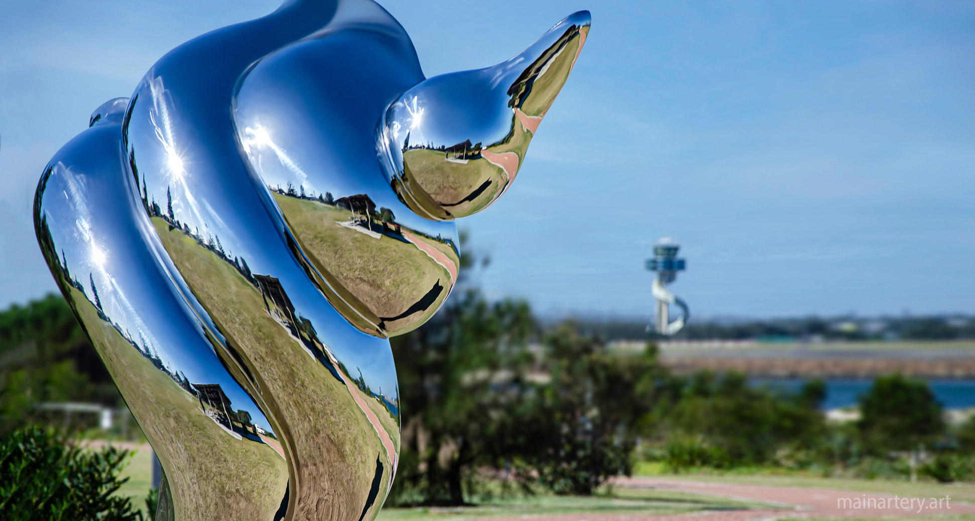 freestanding polished representational estate sculpture image