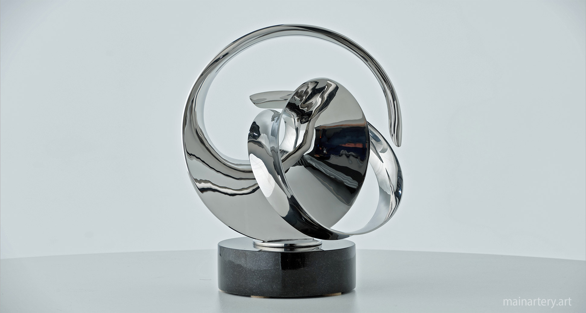 small mirror polished abstract sculpture image