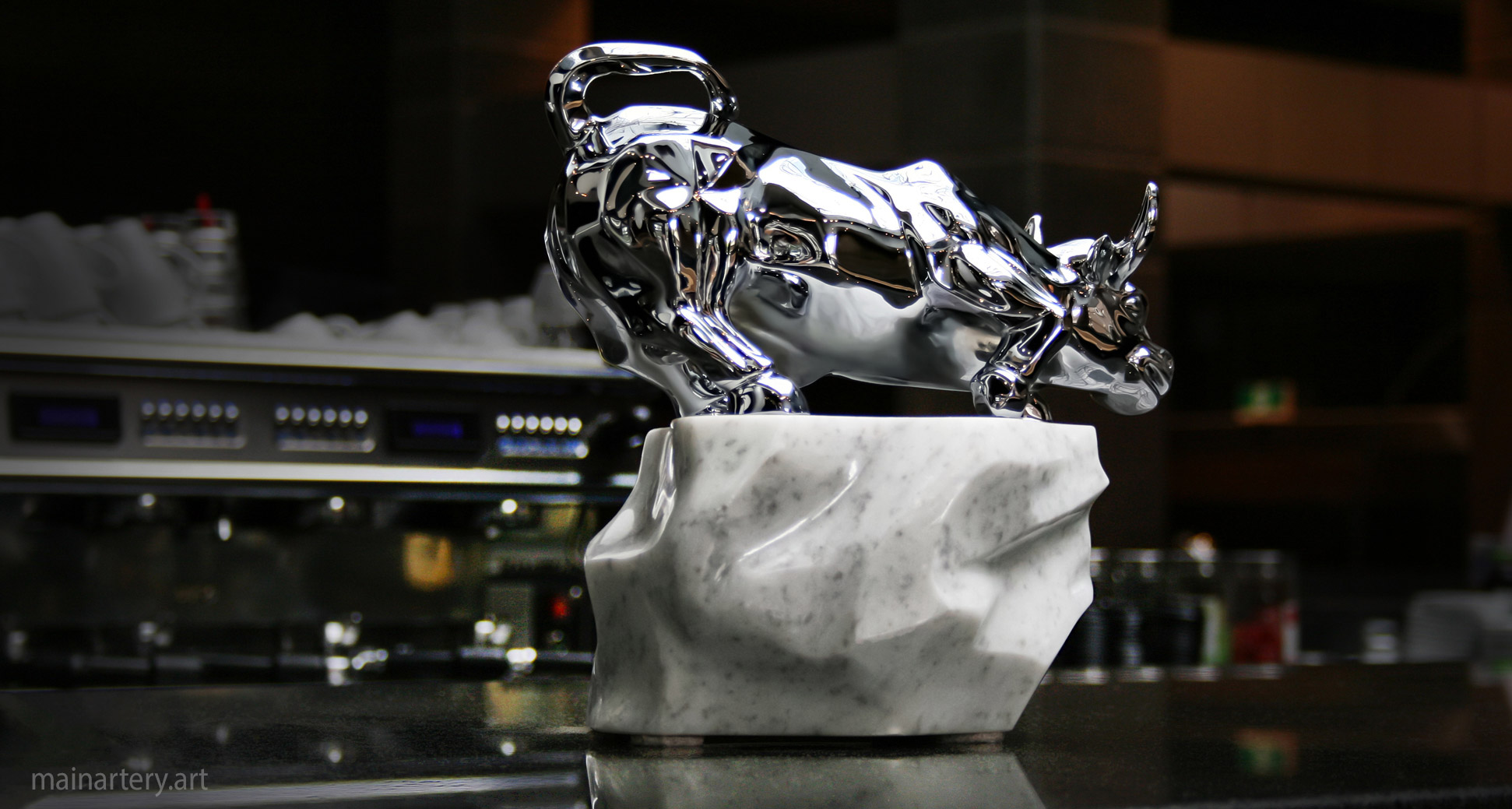 tabletop metal contemporary sculpture image