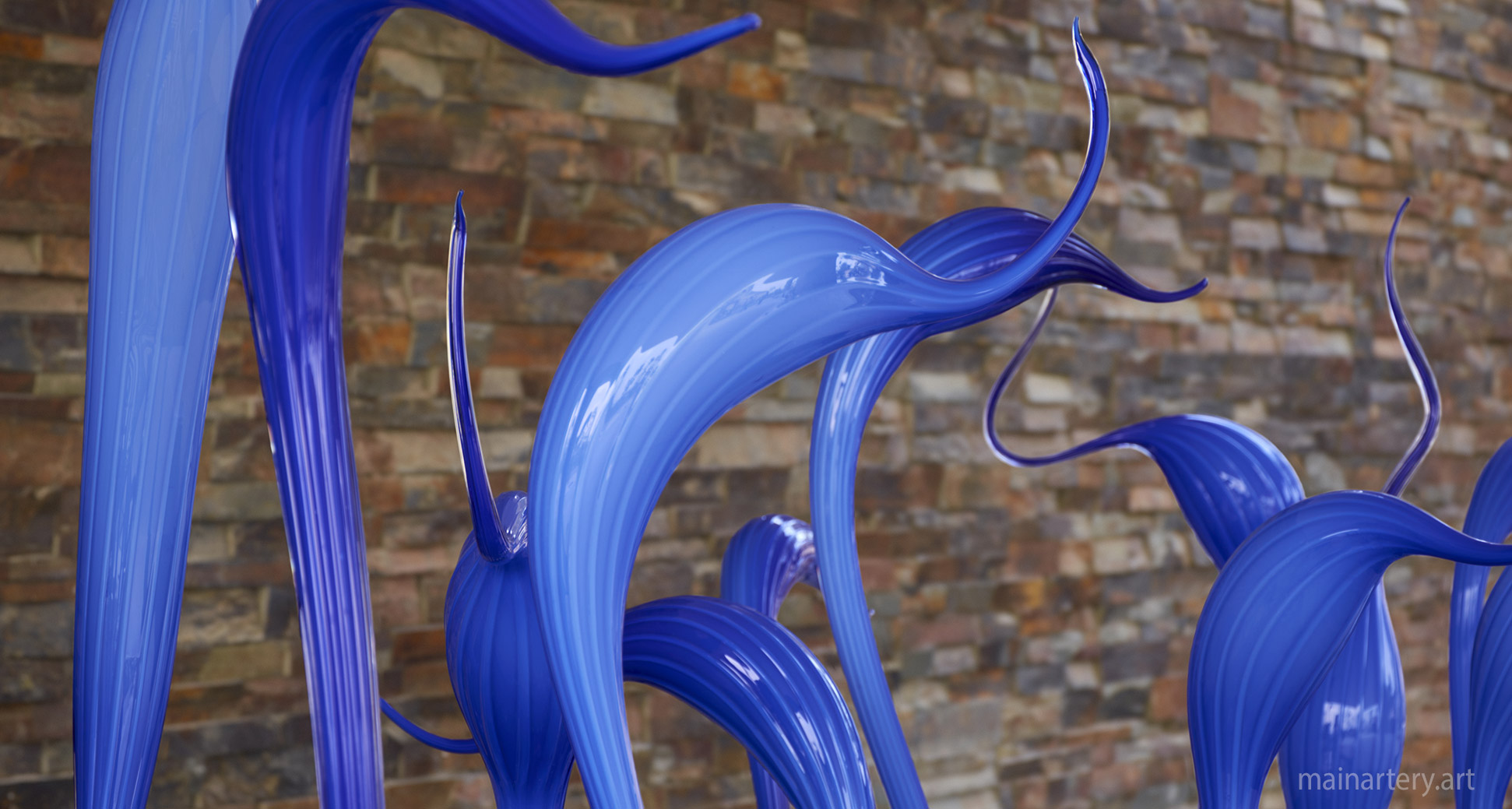 large glass modern interior sculpture image