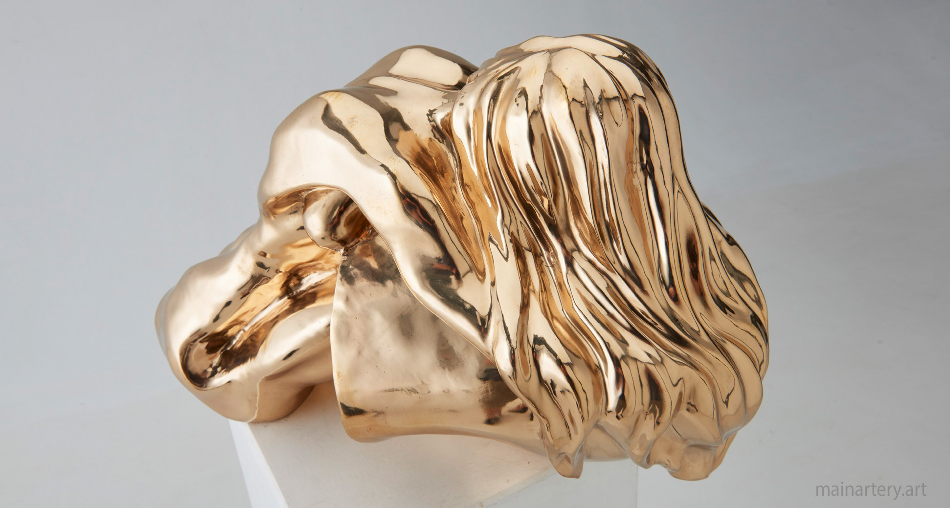 tabletop polished bronze figurative art image