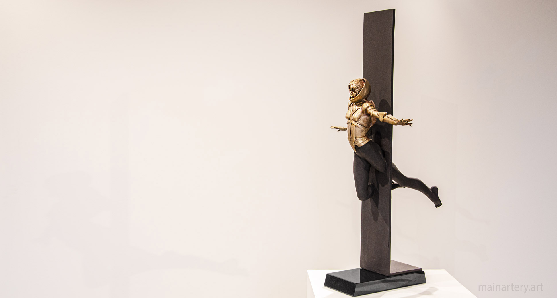 Flight Sculpture, alternate image 8, showcasing variations in lighting and detail