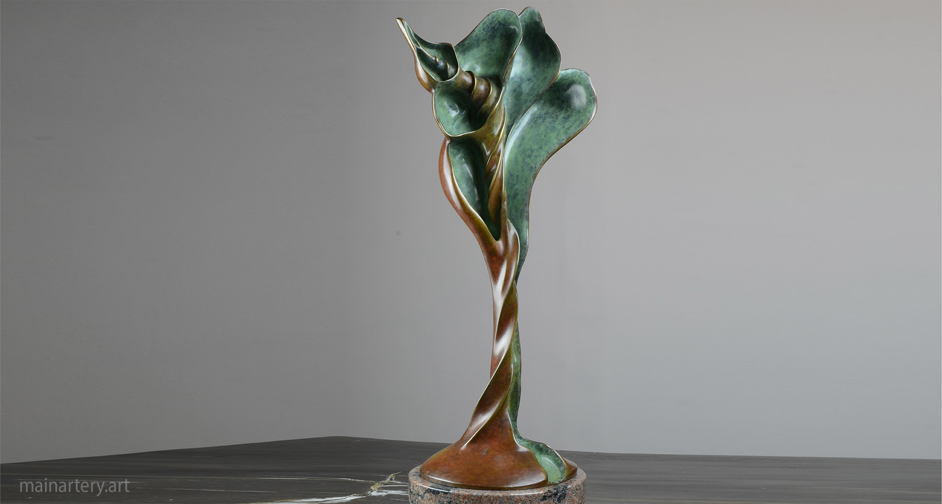 tabletop multi patina modern interior sculpture image